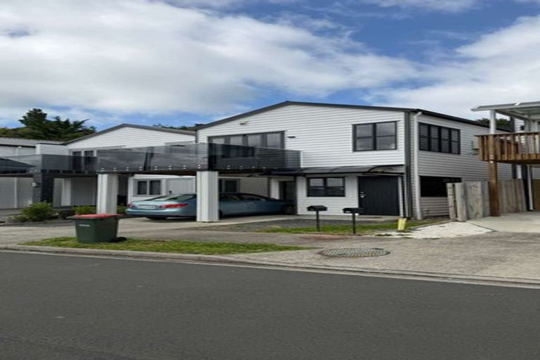 Photo of property in 84 Joseph Street, Flat Bush, Auckland, 2019