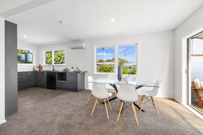 Photo of property in 8 Compton Street, Woolston, Christchurch, 8062