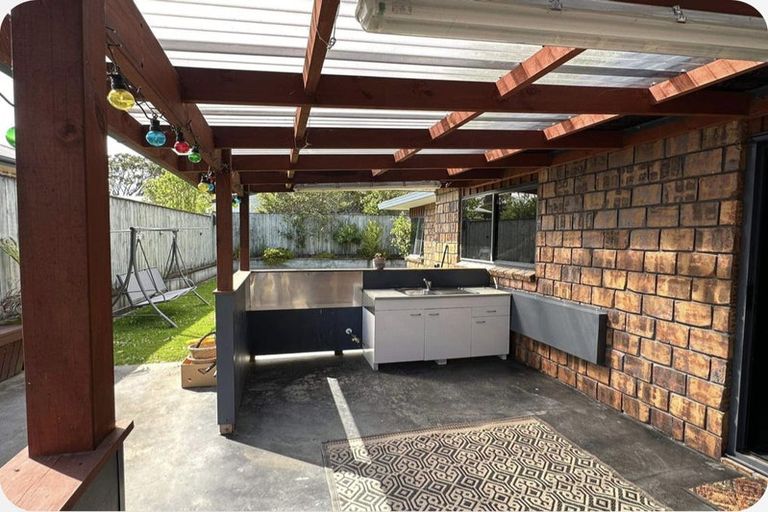 Photo of property in 5 Roseash Lane, Levin, 5510