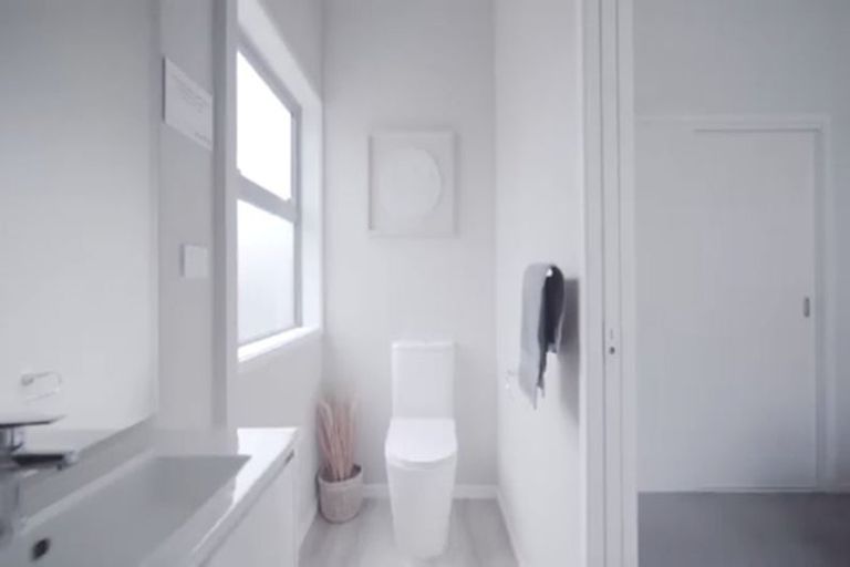 Photo of property in 84a Queens Road, Glen Avon, New Plymouth, 4312