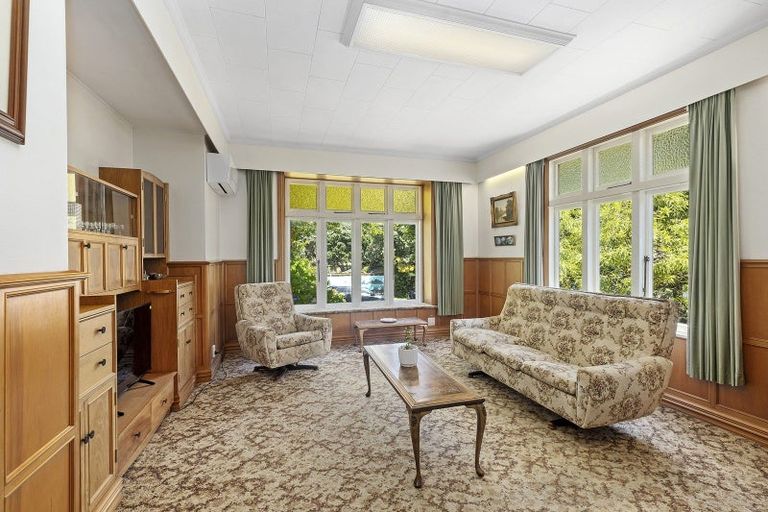 Photo of property in 103 Melbourne Road, Island Bay, Wellington, 6023
