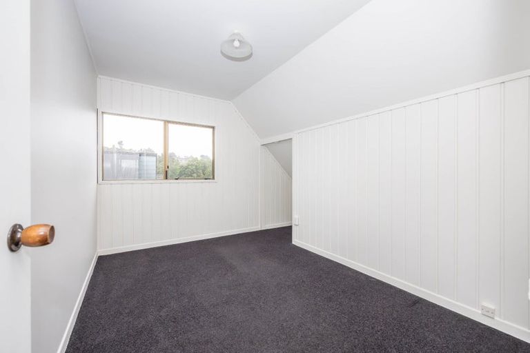 Photo of property in 50 Poaka Avenue, Dinsdale, Hamilton, 3204