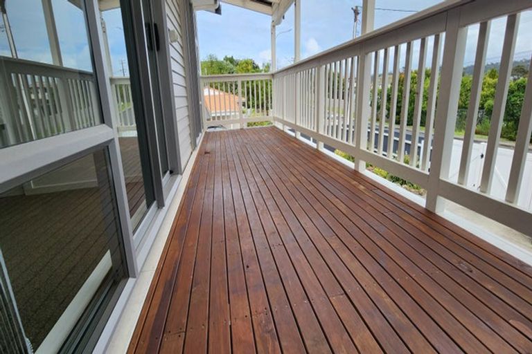 Photo of property in 110 Lauderdale Road, Birkdale, Auckland, 0626