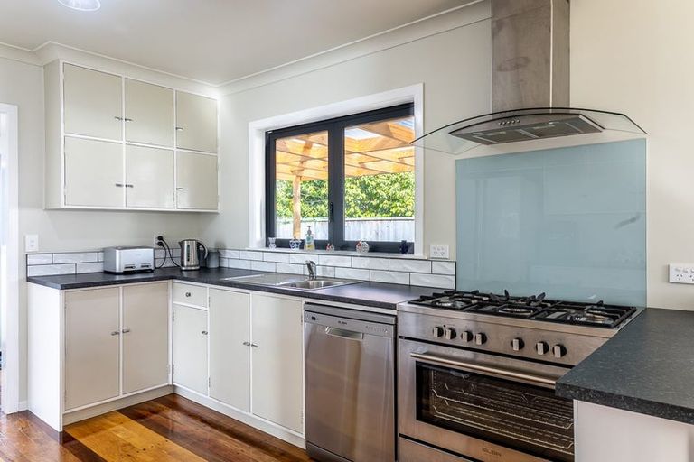 Photo of property in 40a Highbury Drive, Levin, 5510
