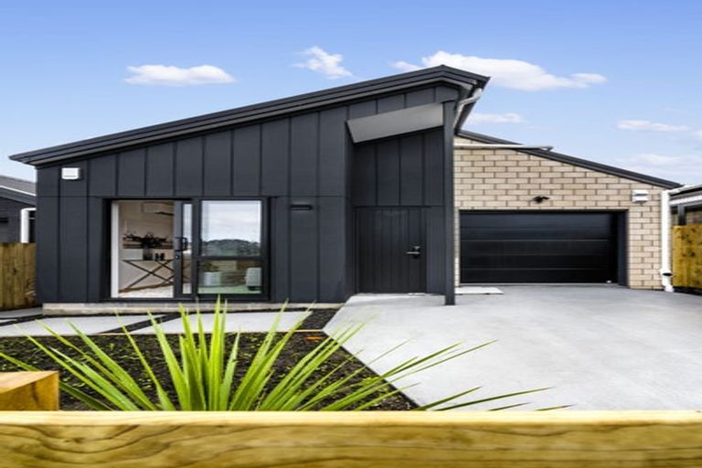 Photo of property in 42 Biokovo Street, Massey, 0614