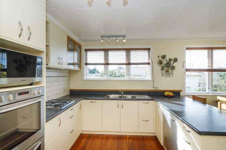 Photo of property in 10 Maunder Street, Marton, 4710