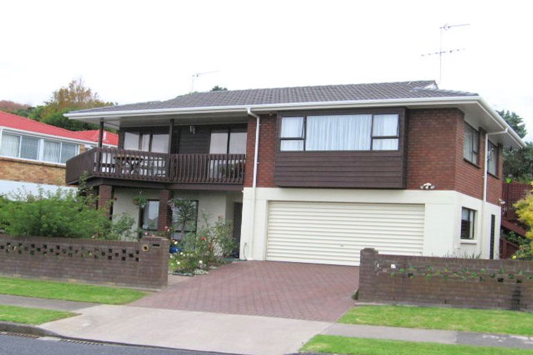Photo of property in 30 Sunnyview Avenue, Shelly Park, Auckland, 2014