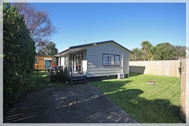Photo of property in 3a Dale Road, Raumati South, Paraparaumu, 5032