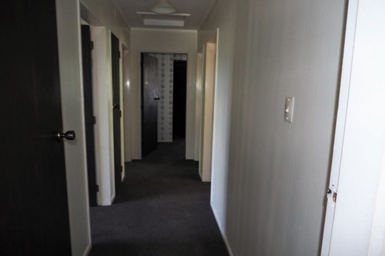 Photo of property in 3 Makarini Street, Paraparaumu, 5032