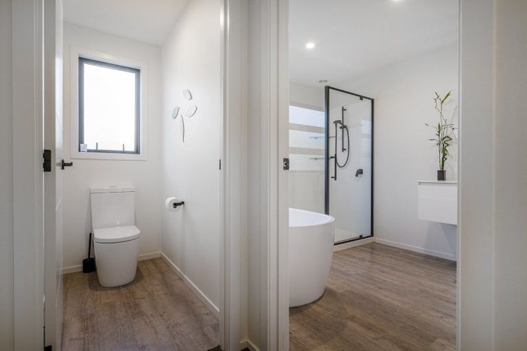 Photo of property in 128 Kupe Drive, Whitianga, 3510