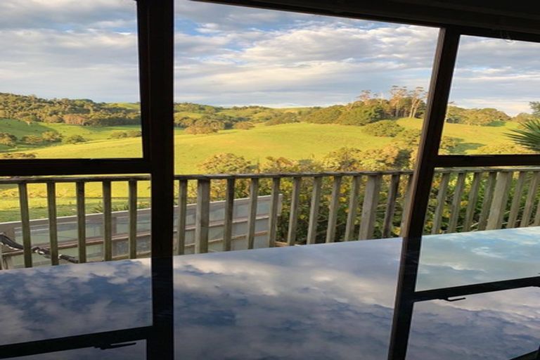 Photo of property in 215 Taipuha Road, Waiotira, 0193