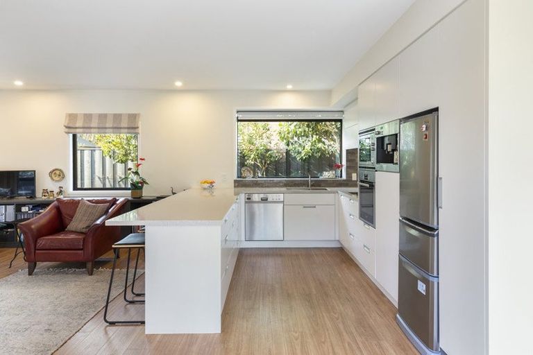 Photo of property in 44a Kotare Street, Fendalton, Christchurch, 8041