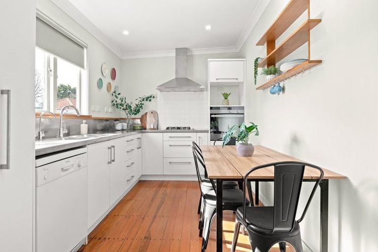 Photo of property in 9 Frances Street, Hamilton East, Hamilton, 3216