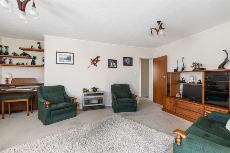 Photo of property in 1 Jay Street, Paparangi, Wellington, 6037