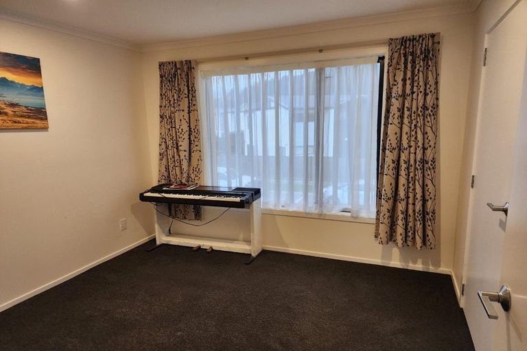 Photo of property in 9 Fitch Lane, Wallaceville, Upper Hutt, 5018