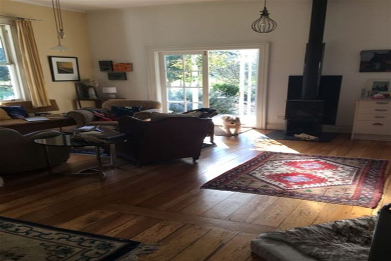 Photo of property in 247 Cross Line, Morison Bush, Greytown, 5794