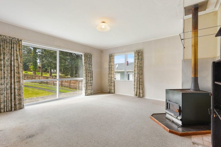 Photo of property in 58 Thomas Crescent, Western Heights, Rotorua, 3015