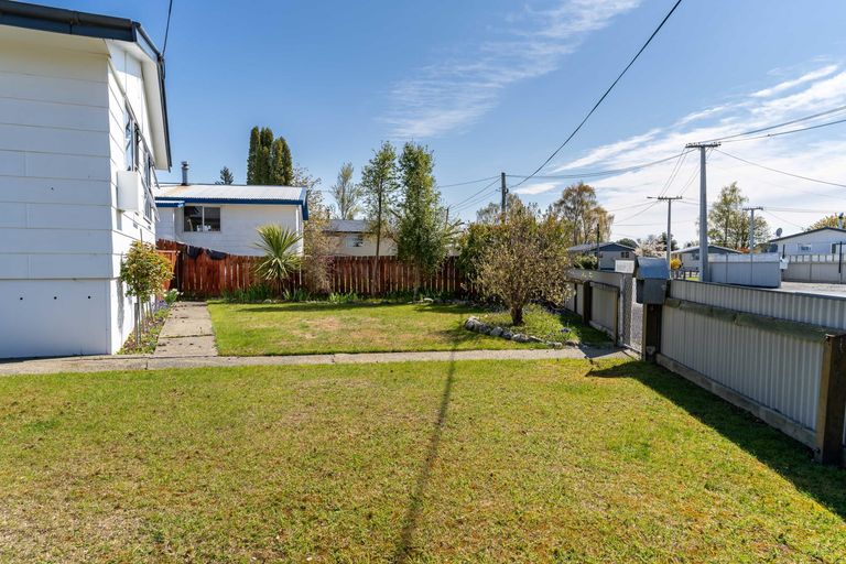Photo of property in 28 Omahau Crescent, Twizel, 7901