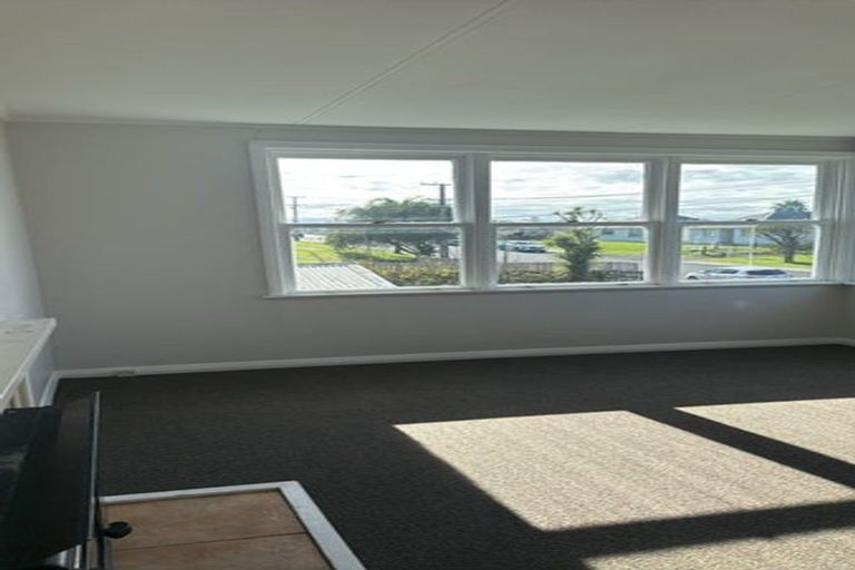 Photo of property in 5 Marsden Street, Hauraki, Auckland, 0622