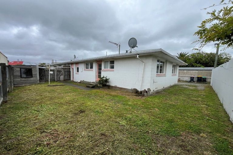 Photo of property in 6a Tanner Street, Woolston, Christchurch, 8023