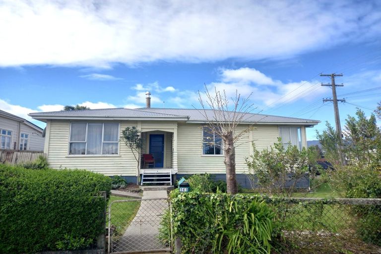 Photo of property in 141 Queen Street, Westport, 7825