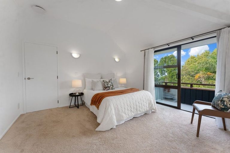 Photo of property in 1/23 Park Rise, Campbells Bay, Auckland, 0630