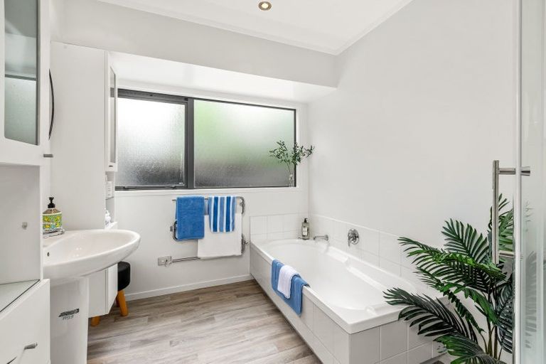 Photo of property in 105 Oyster Point Road, Kaukapakapa, Warkworth, 0984