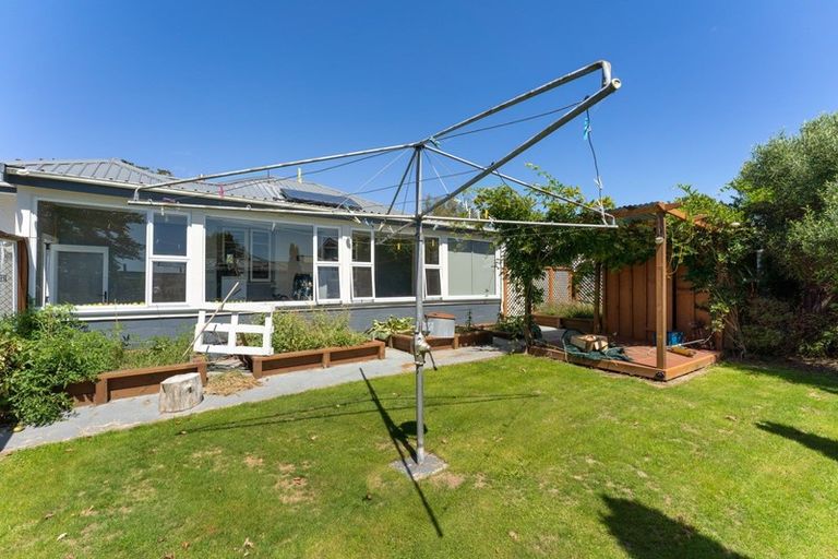 Photo of property in 12 Craig Street, Stratford, 4332