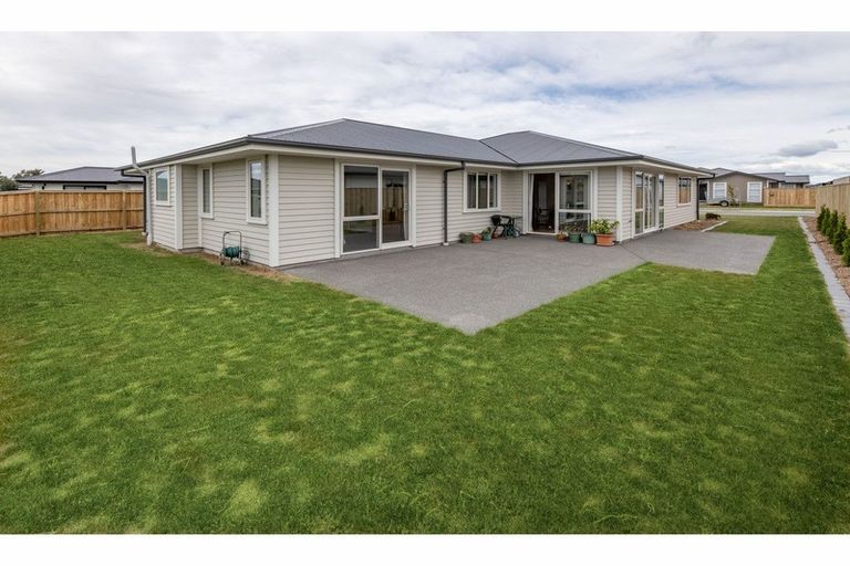 Photo of property in 7 Hickmott Street, Rangiora, 7400
