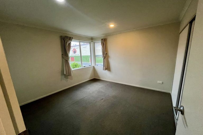 Photo of property in 13 Zabeel Crescent, Takanini, 2112