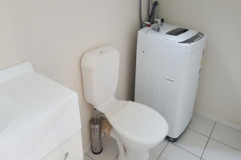 Photo of property in 1 Ceres Crescent, Johnsonville, Wellington, 6037