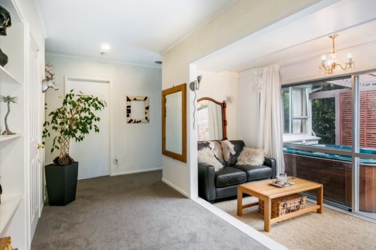 Photo of property in 26 Harpham Street, Taradale, Napier, 4112