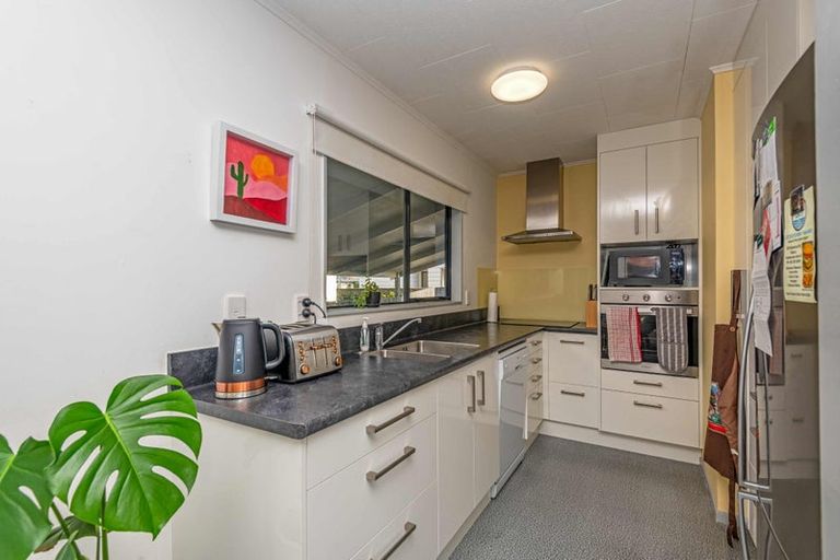 Photo of property in 91 Benmore Avenue, Cloverlea, Palmerston North, 4412