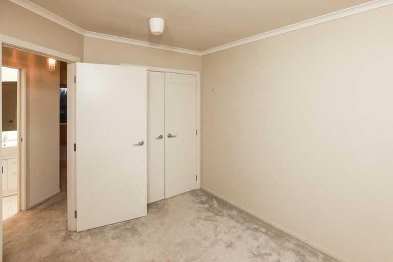 Photo of property in 9h Denver Place, Hamilton East, Hamilton, 3216