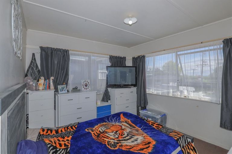Photo of property in 8 Mcvie Road, Huntly, 3700
