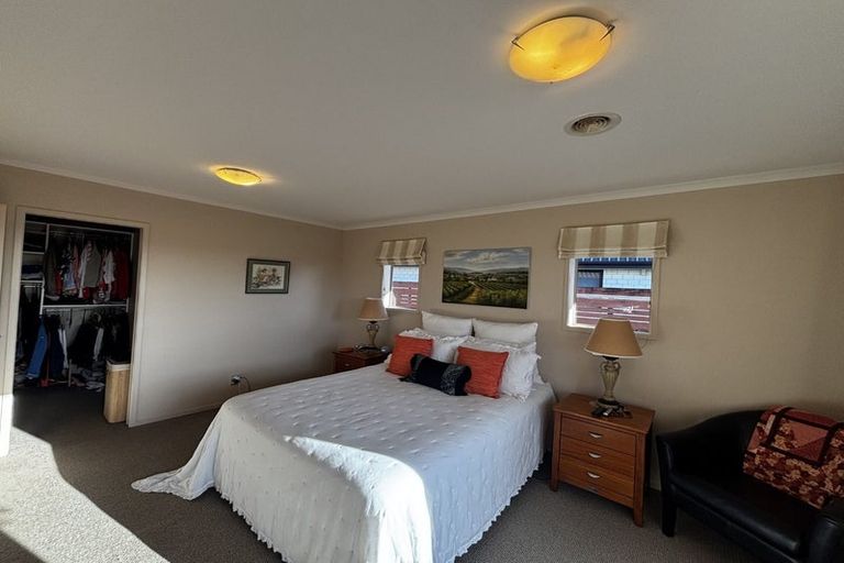 Photo of property in 58 Karamea Street, Whalers Gate, New Plymouth, 4310