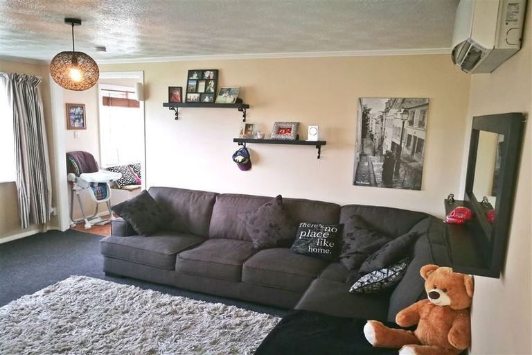 Photo of property in 175 Wainuiomata Road, Wainuiomata, Lower Hutt, 5014