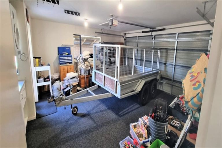 Photo of property in 10 Keats Place, Rolleston, 7614