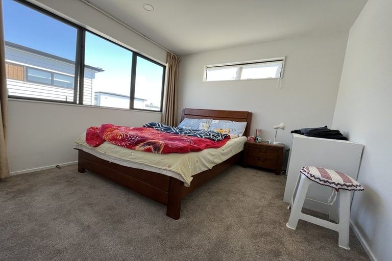 Photo of property in 2 Myland Drive, Hobsonville, Auckland, 0616
