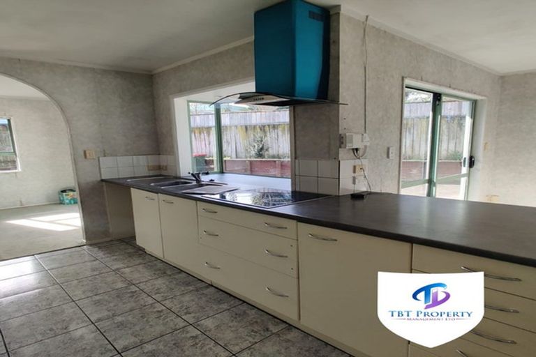 Photo of property in 14 Crail Court, Totara Heights, Auckland, 2105
