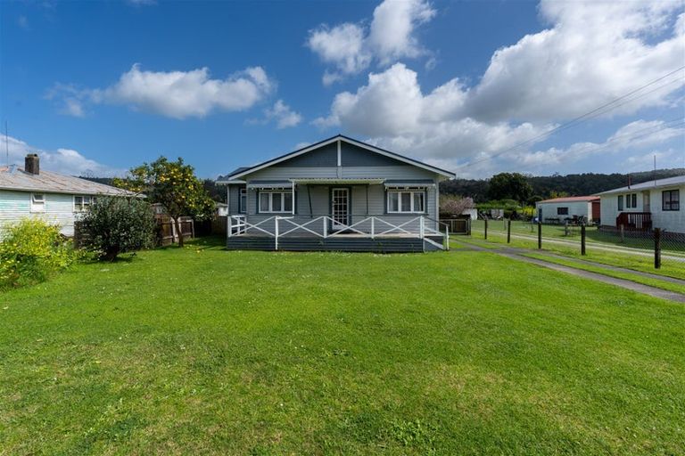 Photo of property in 35 Otiria Road, Moerewa, 0211