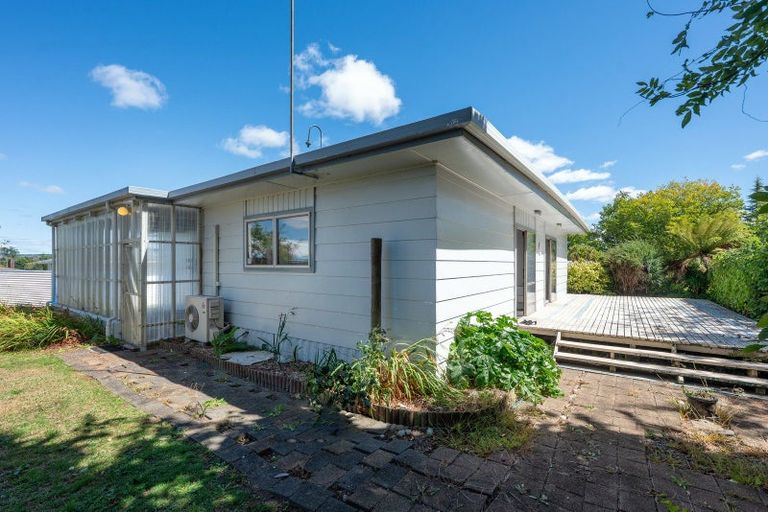 Photo of property in 76 Aotea Crescent, Tokoroa, 3420