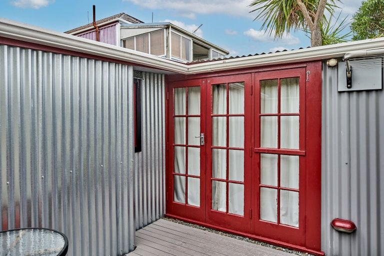 Photo of property in 93 Constable Street, Newtown, Wellington, 6021