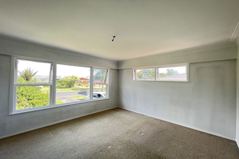 Photo of property in 121 Gills Road, Bucklands Beach, Auckland, 2014