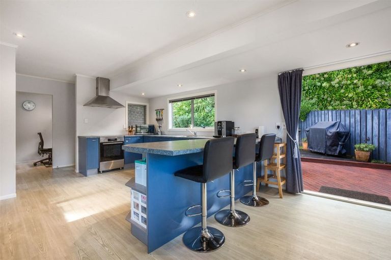 Photo of property in 3 Spey Place, Papakowhai, Porirua, 5024