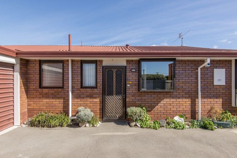 Photo of property in 45a Woodville Street, Edgeware, Christchurch, 8013