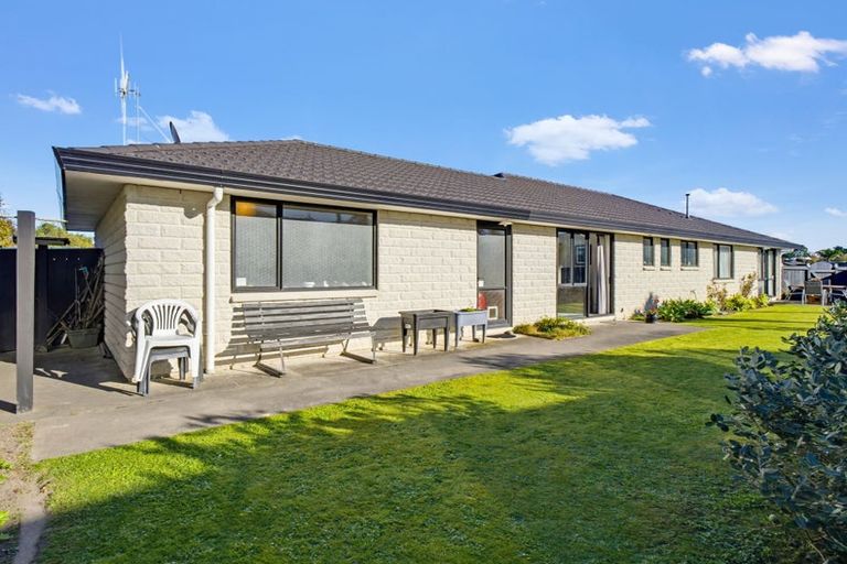 Photo of property in 47 Meridian Grove, Kelvin Grove, Palmerston North, 4414