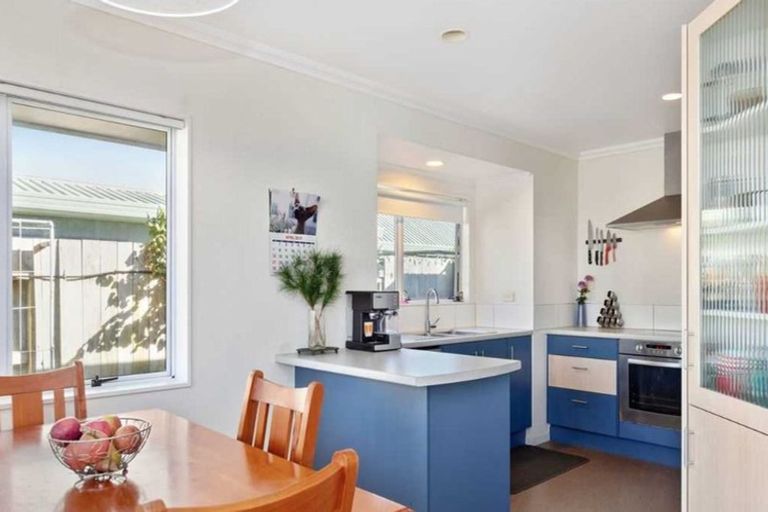 Photo of property in 10a Liftan Place, Mount Maunganui, 3116