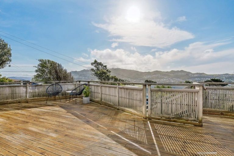 Photo of property in 51 Chesterton Street, Johnsonville, Wellington, 6037