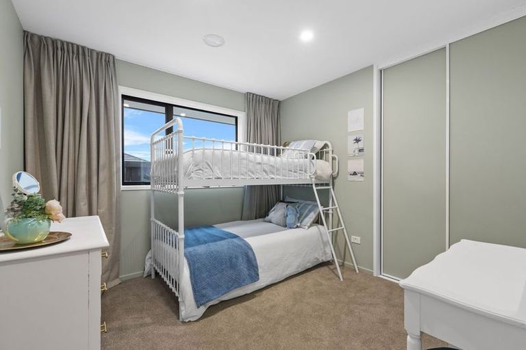 Photo of property in 10 Peregrine Crescent, Rolleston, 7615